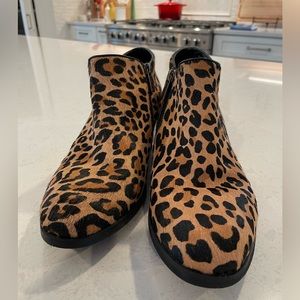 Aetrex Laurel in Leopard Print
